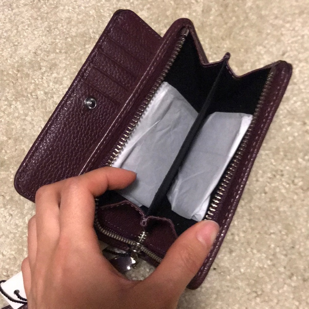 Marc Jacobs Wallet Purse In Burgundy - Picture 5 of 8